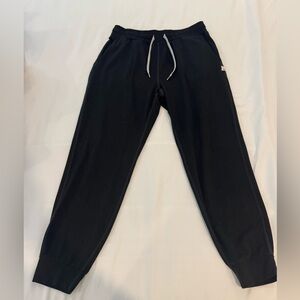 Vuori Women’s Black Joggers with White Drawstring